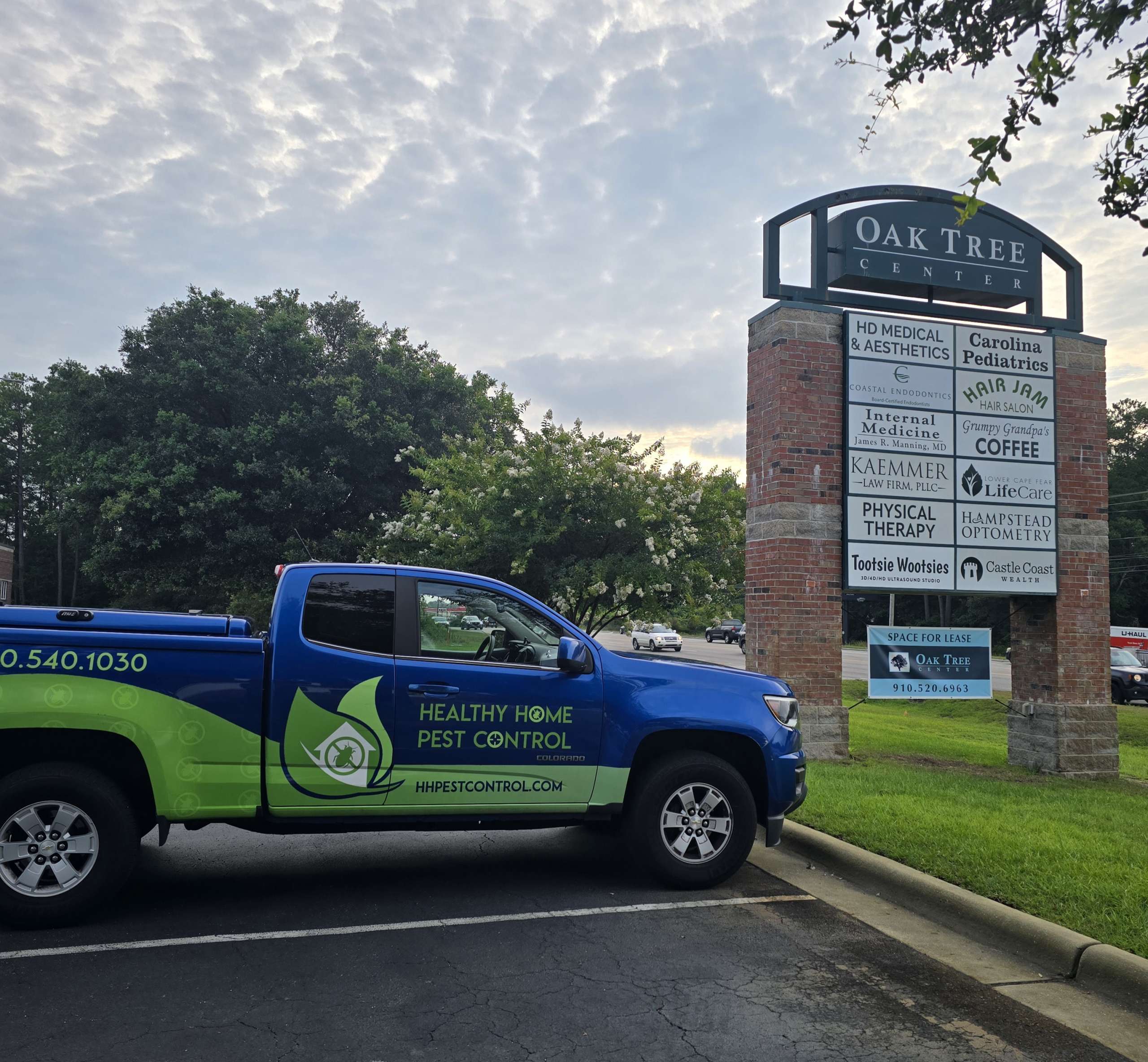 Commercial pest Control, Oak Tree Center Hampstead North Carolina